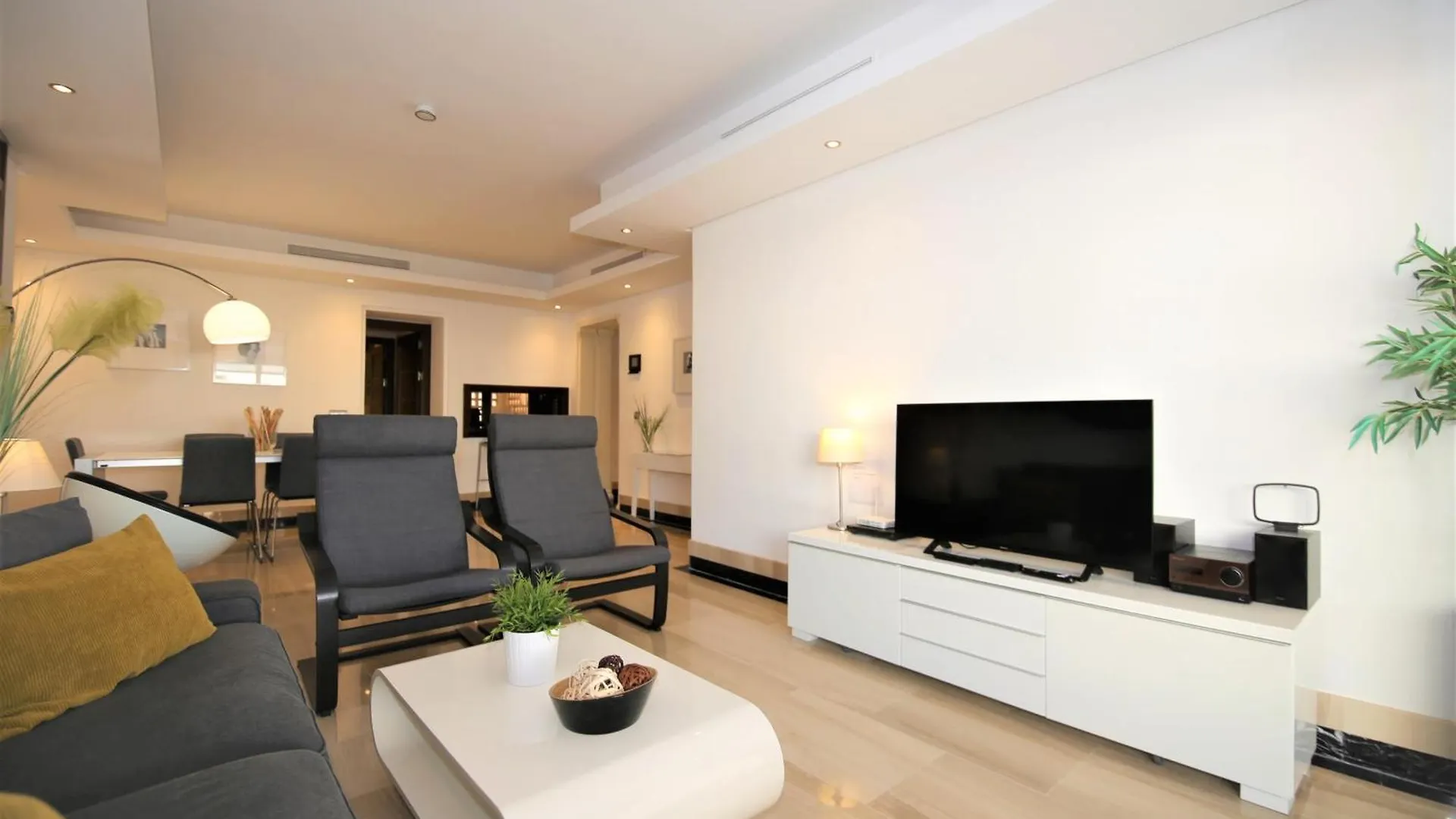 Estepona East Apartment Daisy